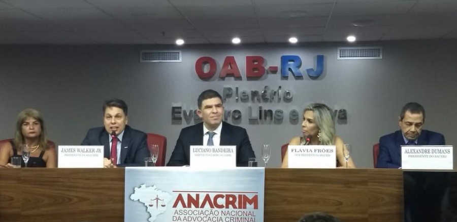 Da esq. para a dir., Rita Cortez, James Walker Júnior, Luciano Bandeira, Flávia Fróes e Alexandre Dumans